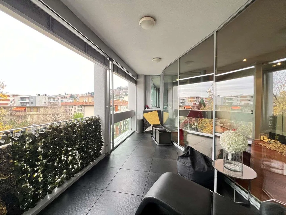 2556_Lugano, modernes Penthouse 5.5 Zimmer – Foto 12 von 12