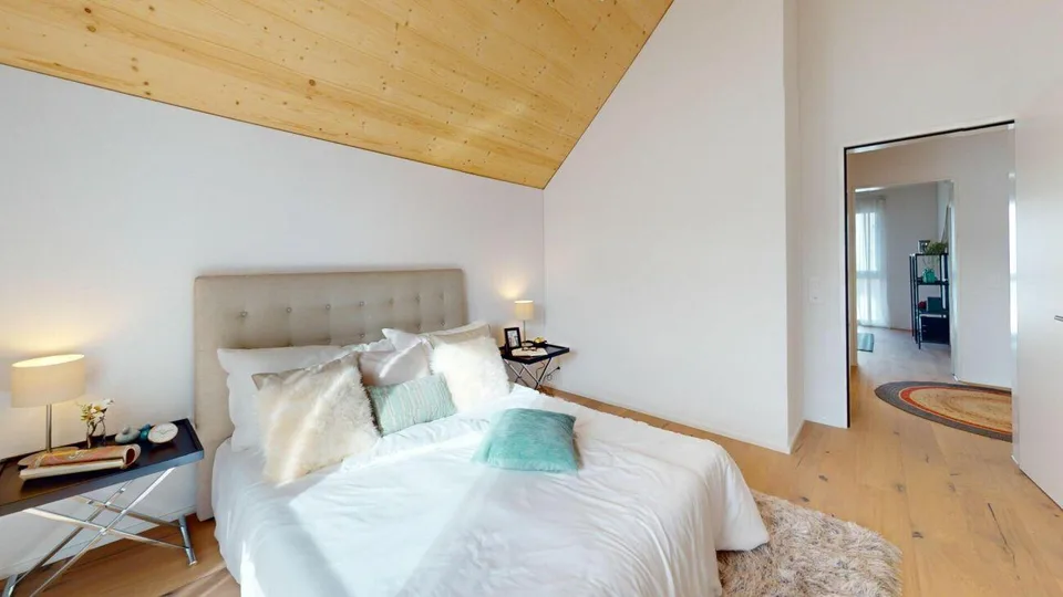 Casa a schiera nuova moderna a Reinach con ambiente di vita soleggiato