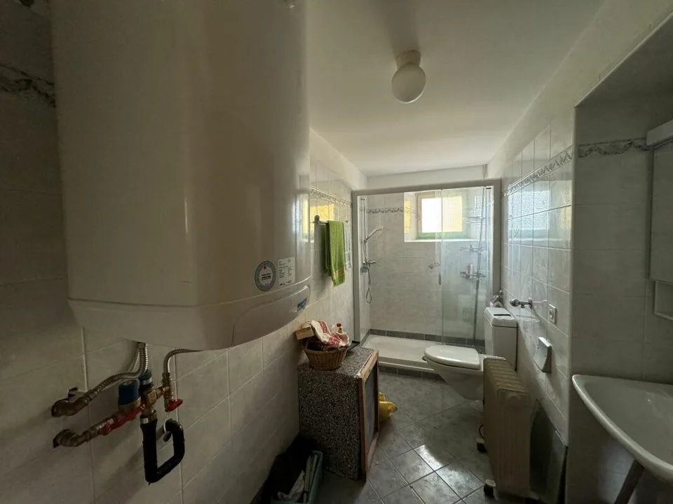 Casa unifamiliare con due appartamenti - Il tuo progetto in una location idilliaca! – foto 7 di 20