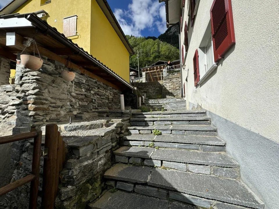 Casa unifamiliare con due appartamenti - Il tuo progetto in una location idilliaca! – foto 12 di 20