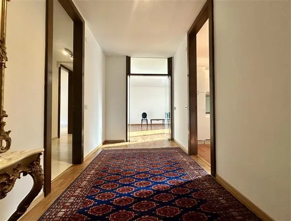 Lugano: Appartement 4.5 pièces