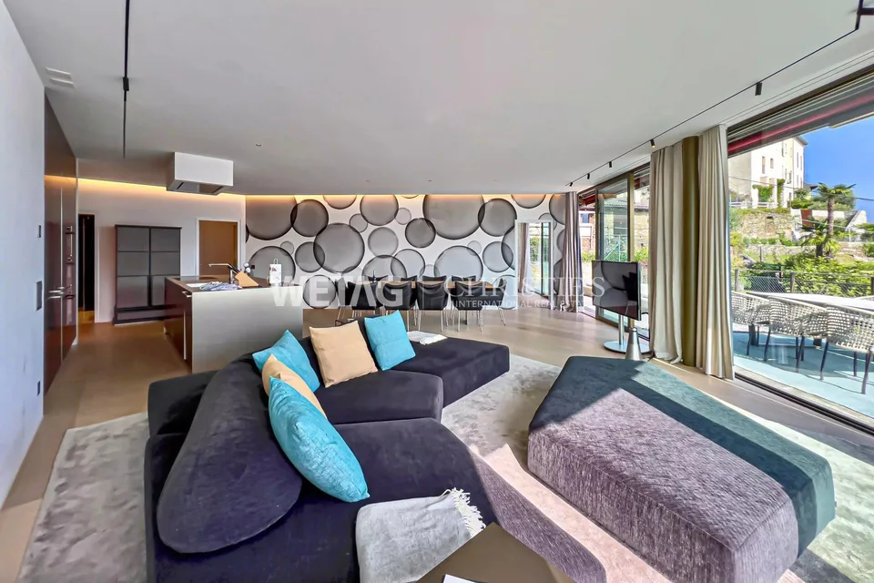 Exklusive Wohnung mit 180° Panoramablick auf den Lago Maggiore in B...
