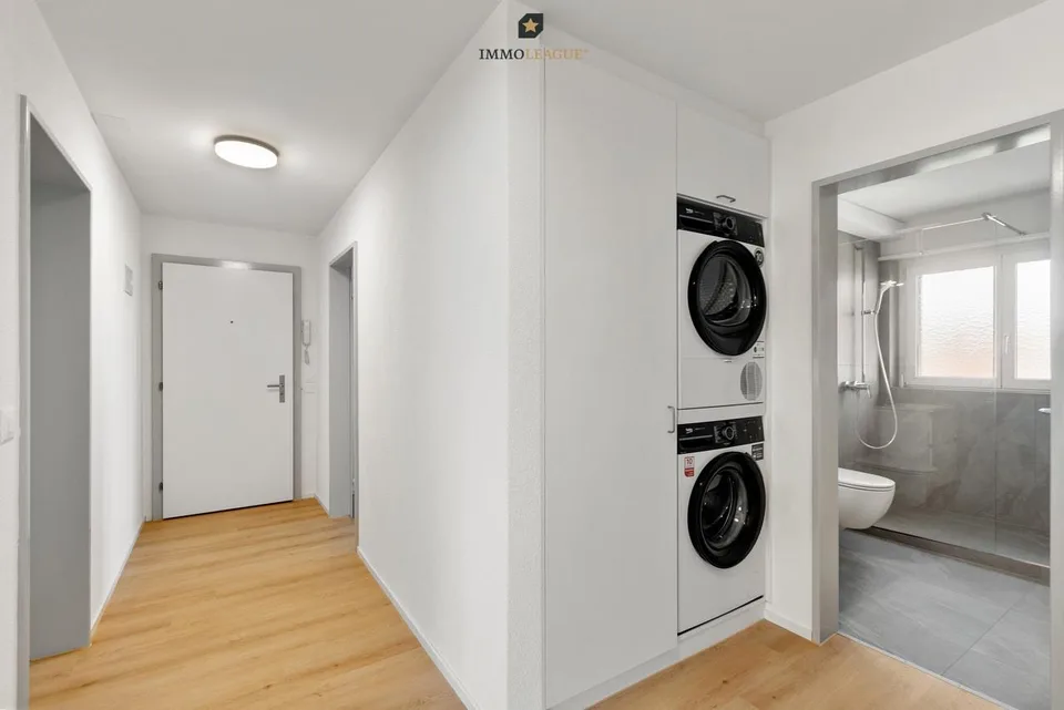 Wohnkomfort & Stil: Renoviert und mit einem einladenden Ambiente.