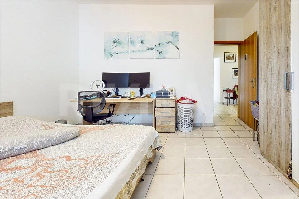 Appartamento di 3,5 locali, ristrutturazione completa inclusa – Foto 8 von 13