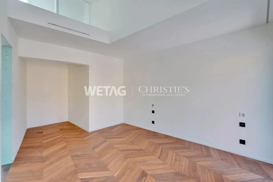 Grosszügige, vollständig renovierte 4.5-Zimmer-Wohnung in Lugano-Comano zu verkaufen, ideal als Erst- oder Zweitwohnsitz – Foto 8 von 12