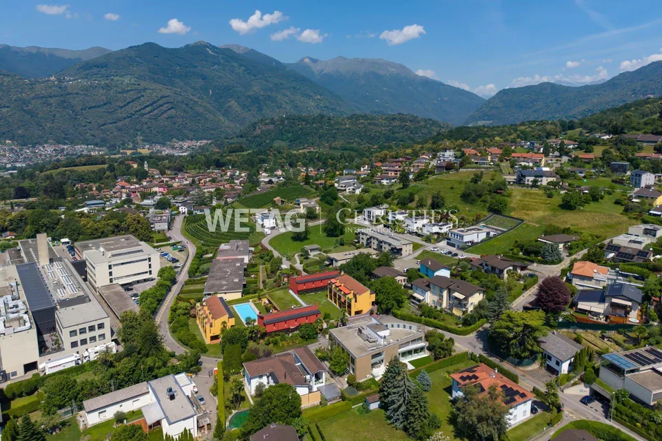 Grosszügige, vollständig renovierte 4.5-Zimmer-Wohnung in Lugano-Comano zu verkaufen, ideal als Erst- oder Zweitwohnsitz – Foto 11 von 12