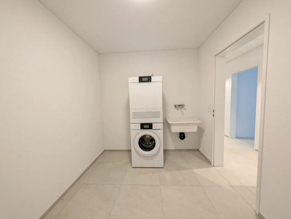 Abitazione familiare con giardino e molto spazio di stoccaggio – foto 11 di 18