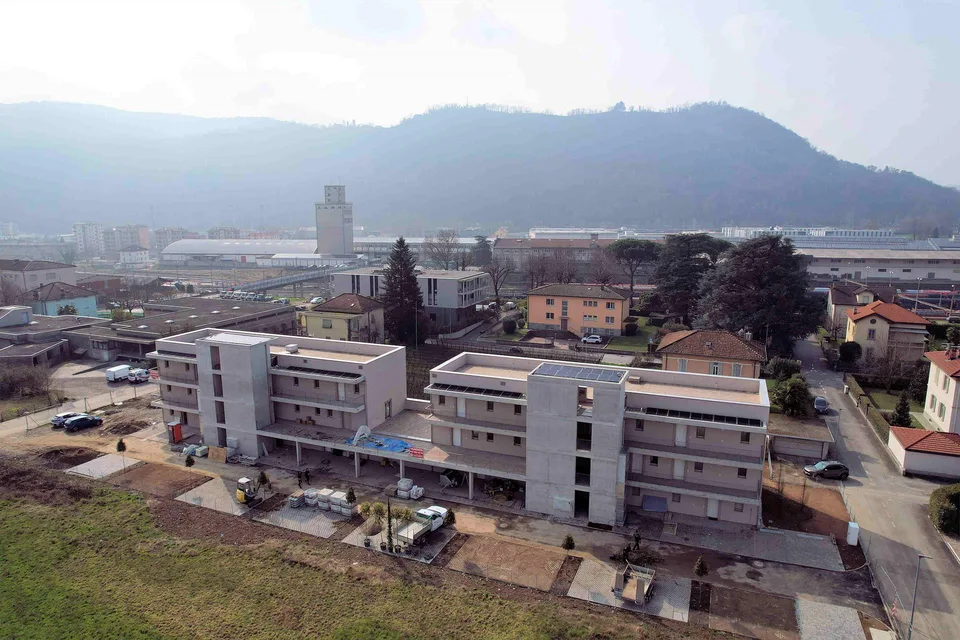 Nuovo appartamento con grande terrazza in zona comoda e strategica