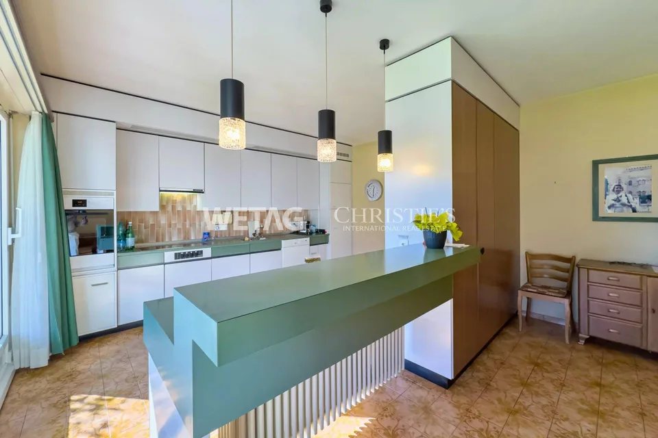 Repräsentative Villa in Lugano-Comano zu verkaufen, mit Aussenpool & herrlichem Blick auf den Luganersee – Foto 8 von 13
