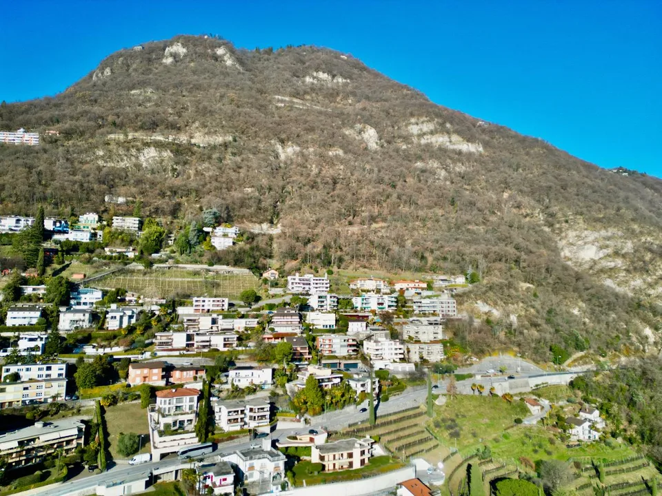 Casa di Vacanza - Appartamento con Vista Mozzafiato sul Lago di Lugano