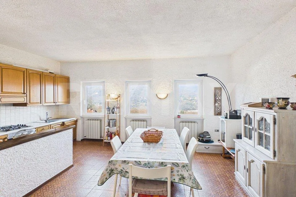 Bella e soleggiata casa in posizione panoramica (Italia) – Foto 6 von 13