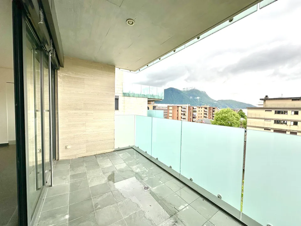 Exclusivity and Modernity in the Center of Lugano – photo 8 of 11