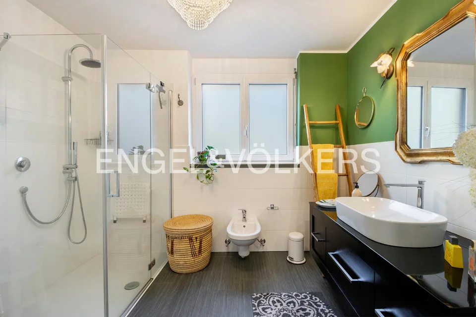 Villa mit spektakulärer Seesicht (2) – Foto 8 von 22