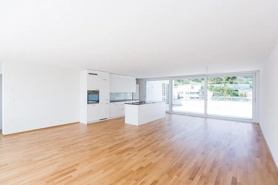 Appartamento moderno 3.5 locali con 2 bagni "Attika"