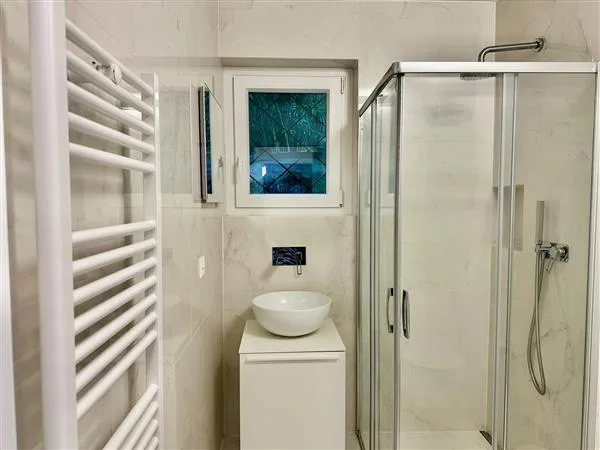 Ruvigliana: 2.5-Zimmer-Wohnung – Foto 7 von 8