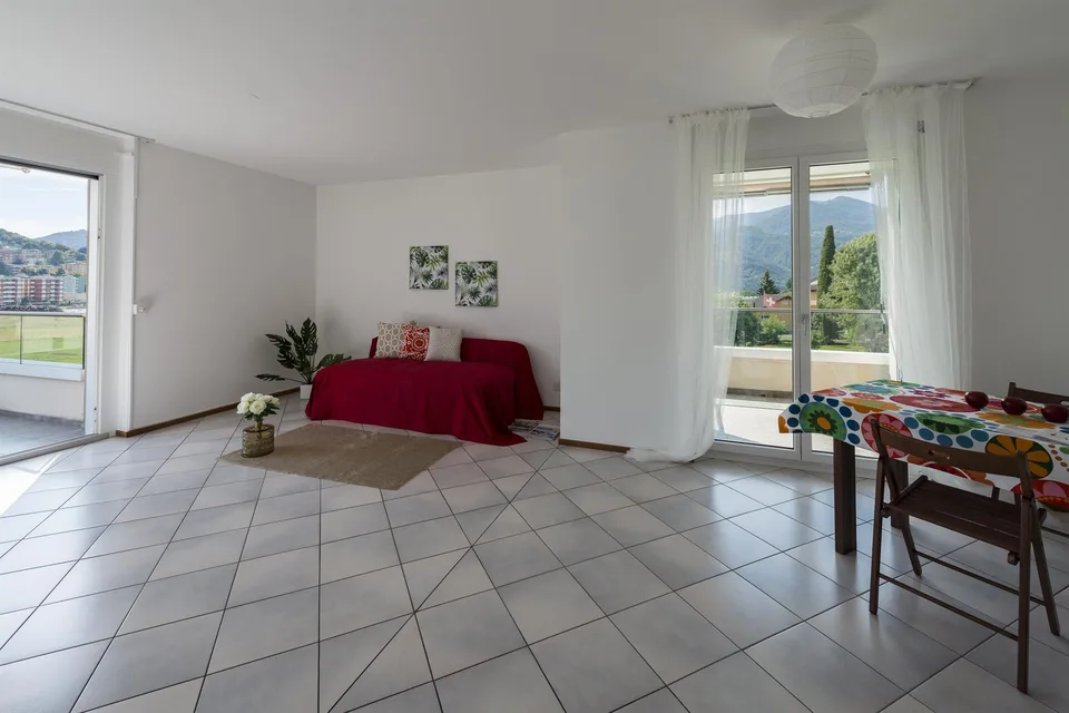 Helles Apartment in ruhiger und sonniger Lage in Massagno