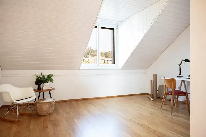 Appartement mansardé calme avec loggia