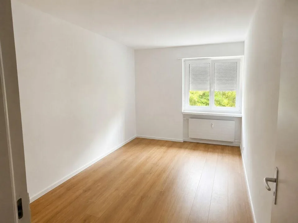 3.5 ZWG im 2.OG in Grellingen