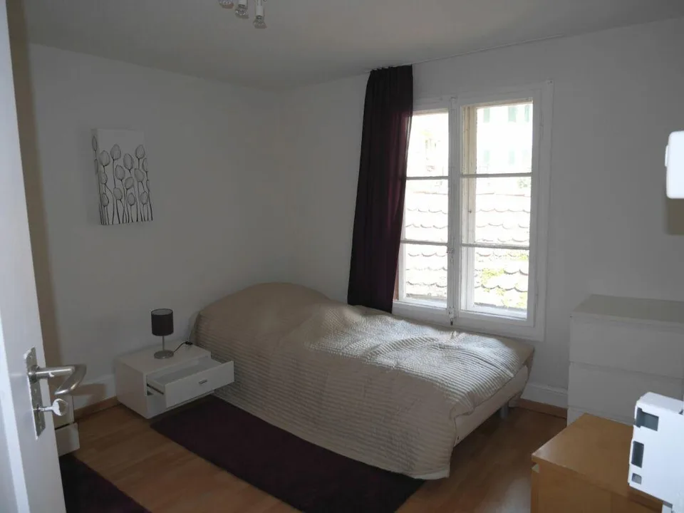 Piccola casa degli ospiti arredata di 3 camere (Nessuna cucina!)