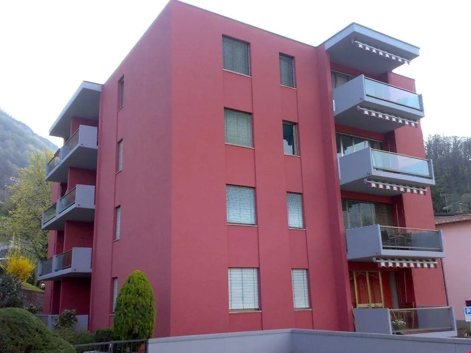Monolocale ristrutturato con balcone a Mendrisio