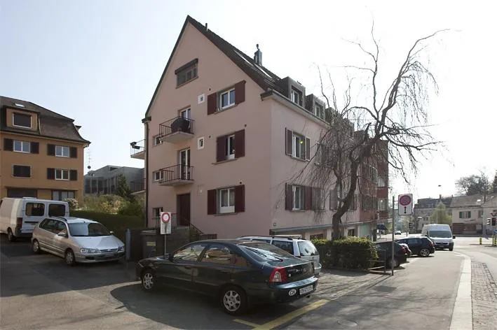 Charmante Wohnung direkt beim Klusplatz