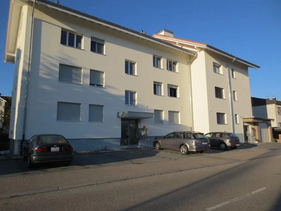 Helle 4.5-Zimmer-Wohnung in Alchenflüh mieten