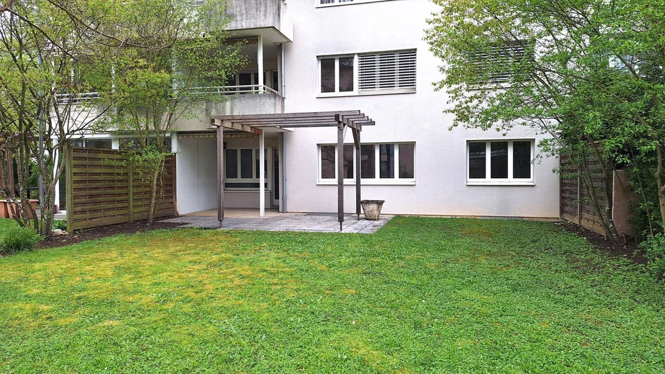 Living in a quiet and green environment