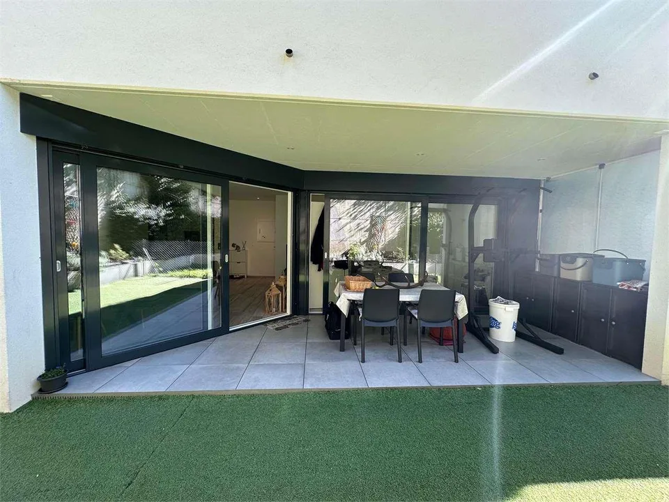 Appartement raffiné de 3,5 pièces avec jardin privé à Sorengo – photo 12 sur 12