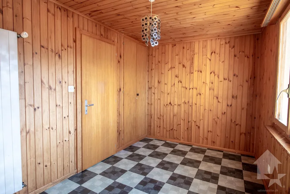 Appartement de 5.5 pièces + grange/garage, splendide vue, calme, ensoleillé – Foto 9 von 13