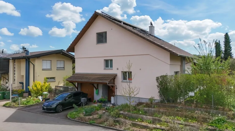 Modernes 6.5-Zimmer-Haus an einer Sackgasse in Erlinsbach AG