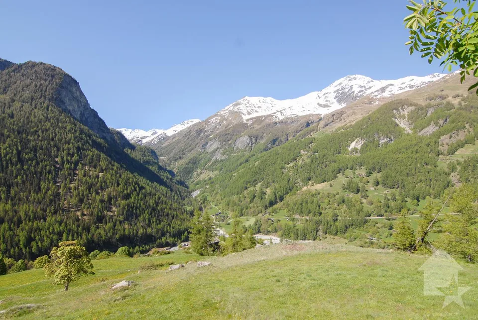 Chalet avec vue privilégiée sur les montagnes et les glaciers – Foto 14 von 15