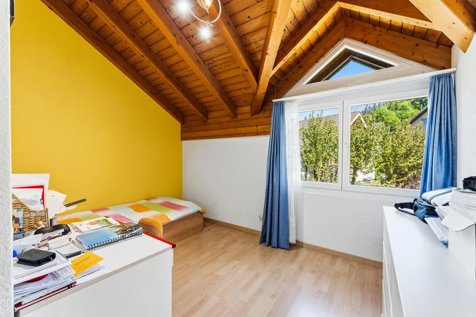 Affascinante casa a schiera di 5,5 locali a Oberkulm – foto 10 di 26