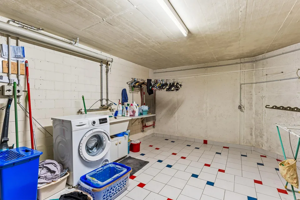 Affascinante casa a schiera di 5,5 locali a Oberkulm – foto 15 di 26