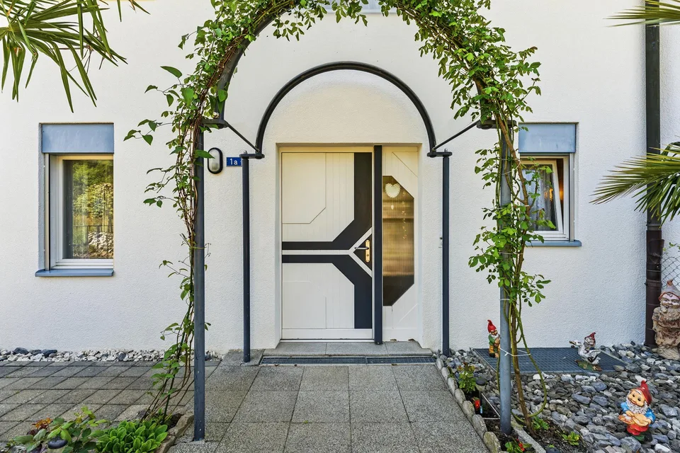 Affascinante casa a schiera di 5,5 locali a Oberkulm – foto 17 di 26