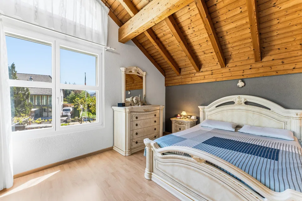 Affascinante casa a schiera di 5,5 locali a Oberkulm – foto 9 di 26