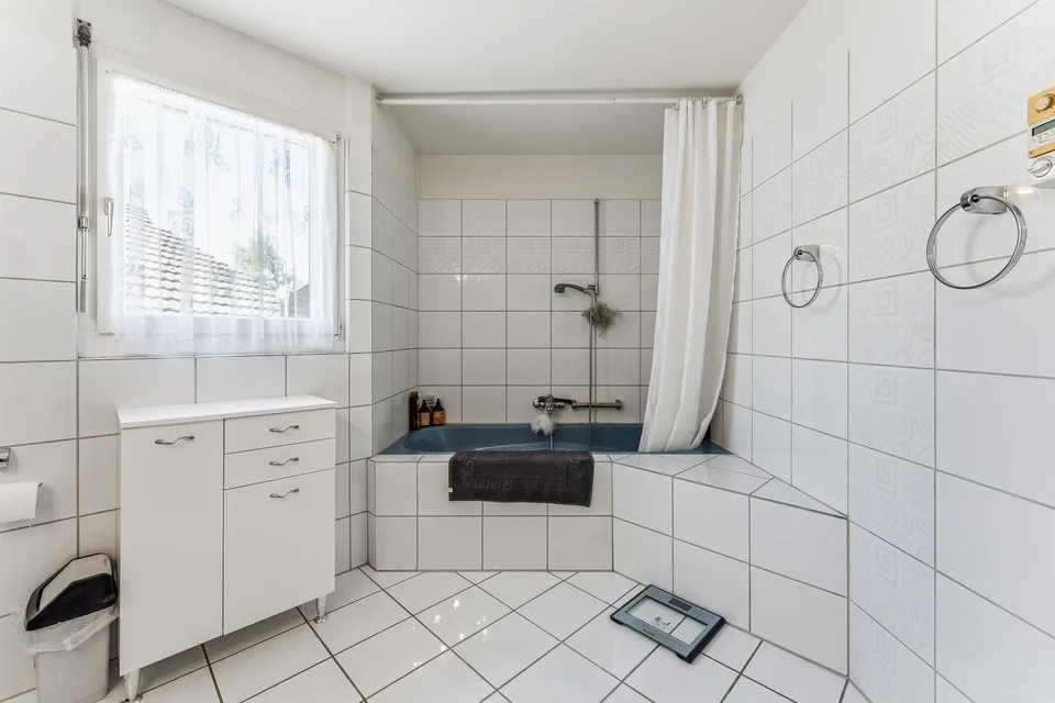 Affascinante casa a schiera di 5,5 locali a Oberkulm – foto 8 di 26