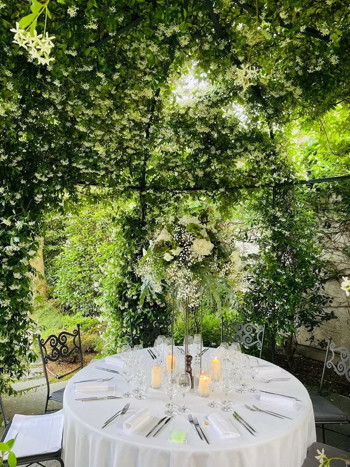 Elegante Appartamento di Lusso con Giardino sul Lungolago di Lugano – foto 9 di 11
