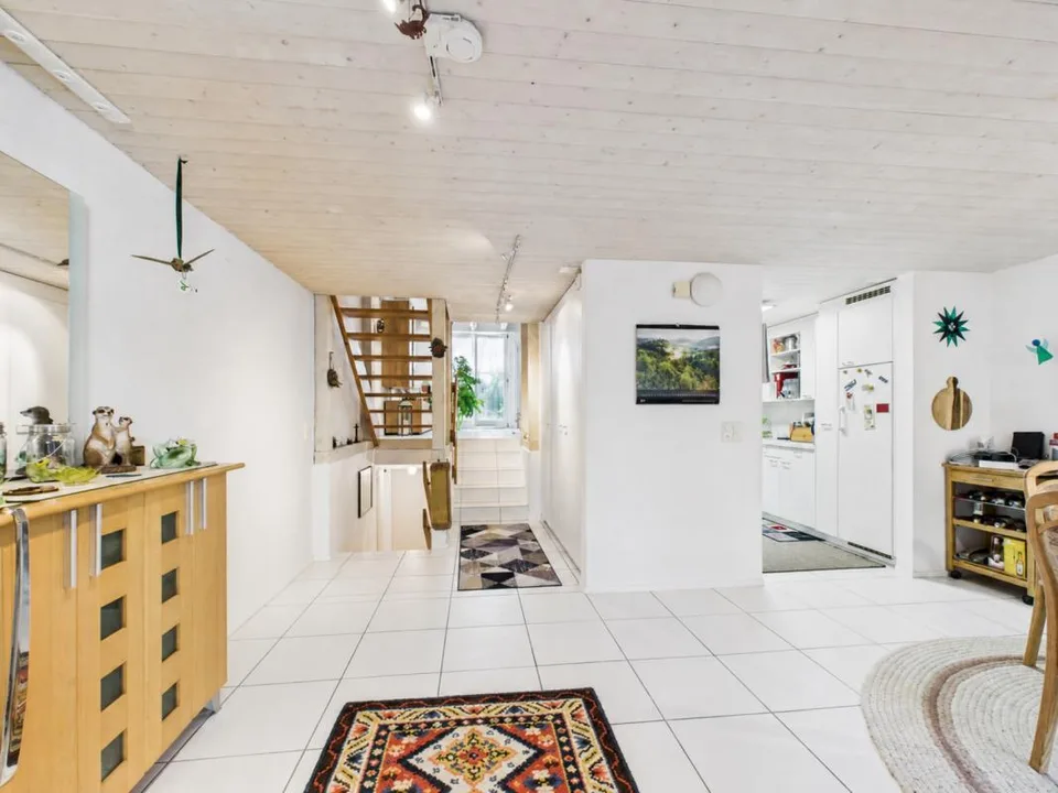 Casa a schiera familiare con giardino soleggiato