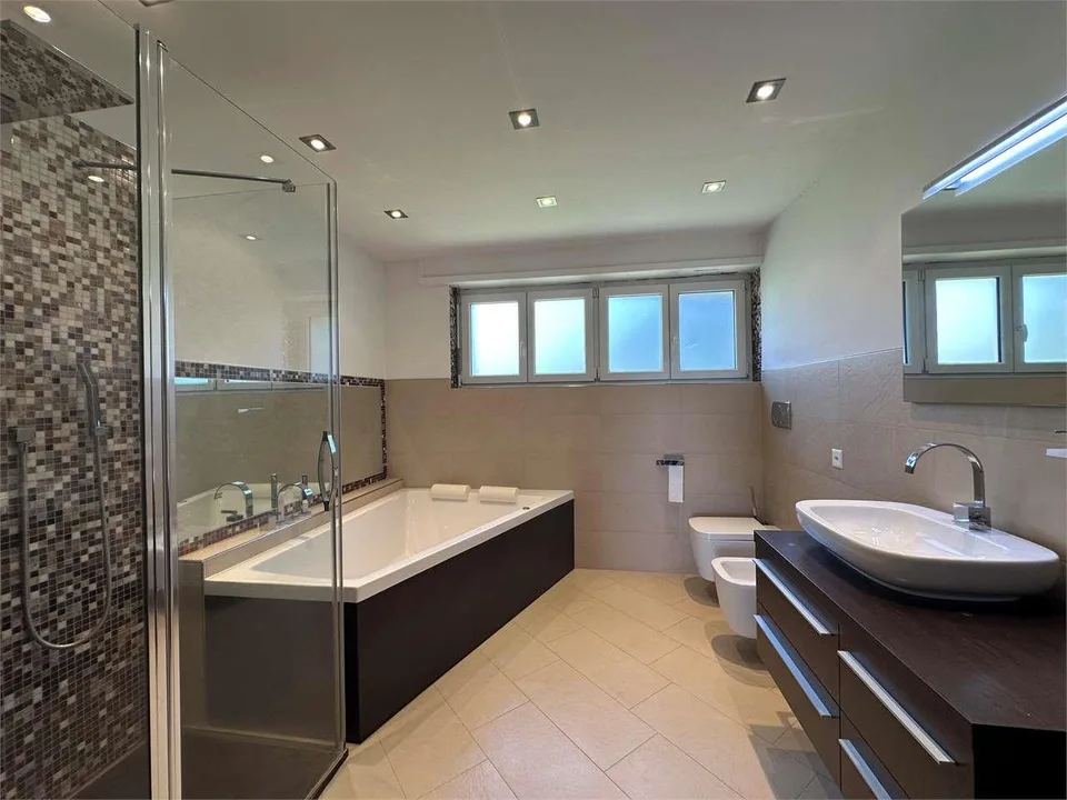 Splendida Villa Unifamiliare con piscina a Morbio Inferiore, in esclus – foto 9 di 13