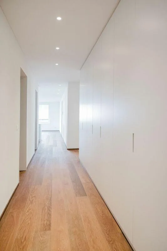 Bezugsbereite Neubau Attikawohnung mit See- und Bergsicht