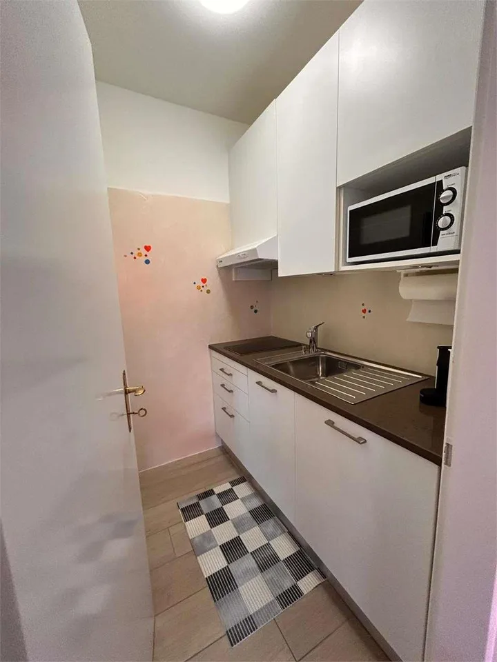 Vollständig möblierte Wohnung in Losone – Foto 7 von 14