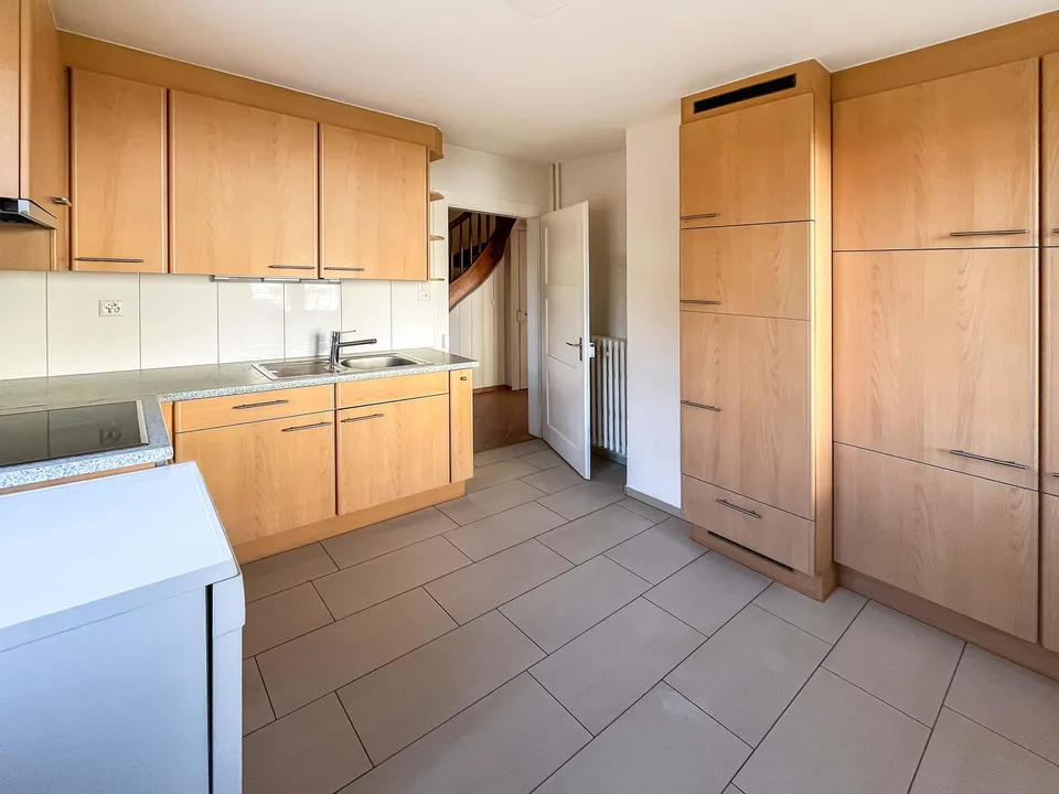 Doppeleinfamilienhaushälfte mit grossem Garten – Foto 7 von 10