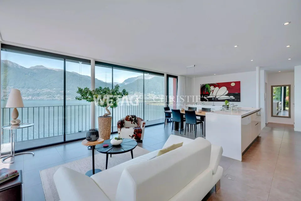 Moderne Villa mit Terrassen & spektakulärem Seeblick in Vira Gambar...