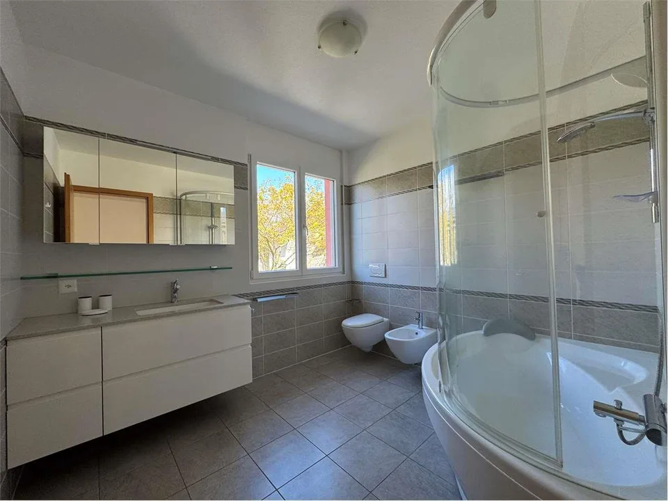 Villa 5.5 locali a Collina d'oro con vista lago mozzafiato – foto 11 di 13