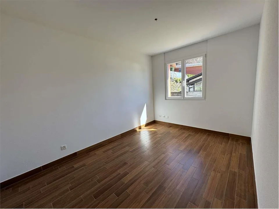 Villa 5.5 locali a Collina d'oro con vista lago mozzafiato – foto 12 di 13