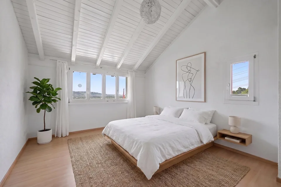 Vivre spacieusement à la campagne - maison unifamiliale de 7 pièces avec vue panoramique