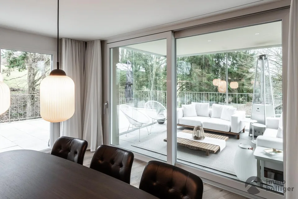 Einzigartiges Design, exklusiver Komfort und Ausblick in die Natur