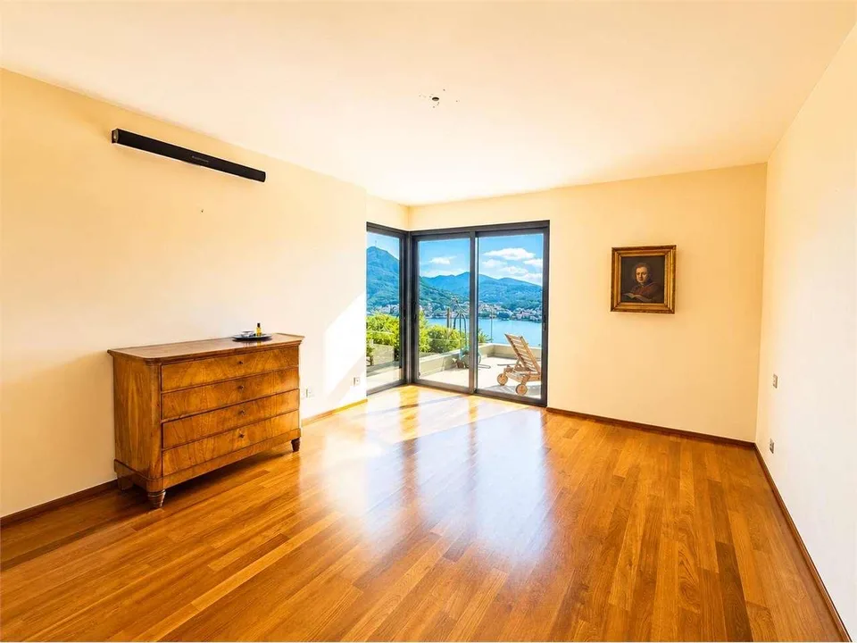 Penthouse exclusif avec jardin sur le toit et vue panoramique sur le lac de Lugano – photo 6 sur 12