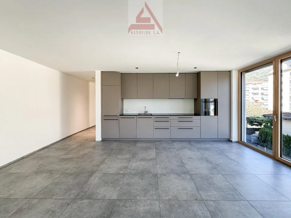 Neue 3.5-Zimmerwohnung in Losone / Nuovo 3.5 locali a Losone