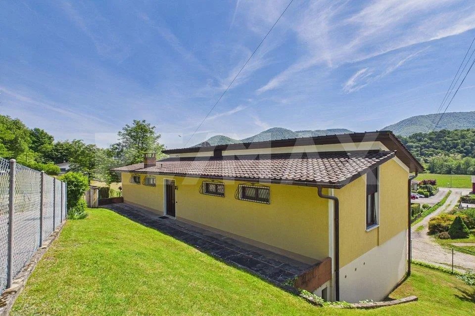 Da vendere a Sessa: Casa indipendente con ampio terreno edificabile